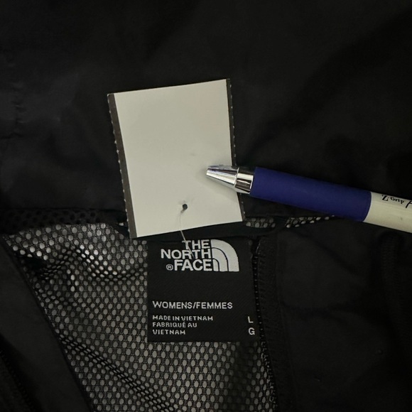 The North Face Black Jacket - Picture 5 of 8